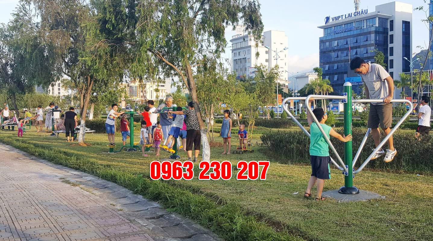 Lắp dụng cụ thể thao công viên tại Lâm Đồng